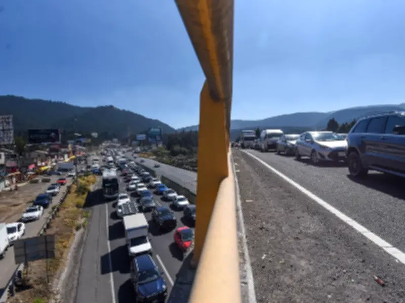 Hoy No Circula en vigor este miércoles 4 de marzo: restricciones para autos rojos