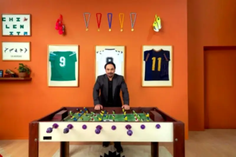 Hugo Sánchez Dormirá con Cuatro Aficionados en el Estadio Azteca de la CDMX