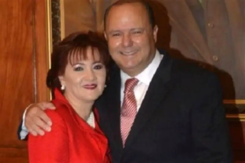 ICE Detiene a Bertha Gómez, Esposa del Exgobernador César Duarte, en Texas