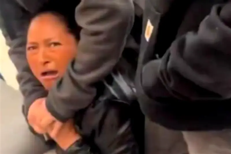 ICE detiene a inmigrante mexicano en aeropuerto de San Francisco