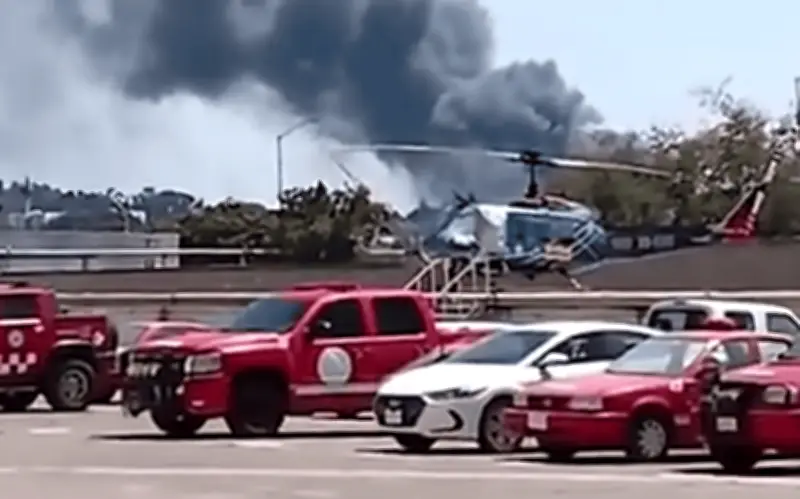 Incendio en fábrica de Tlaquepaque moviliza bomberos de tres municipios de Jalisco