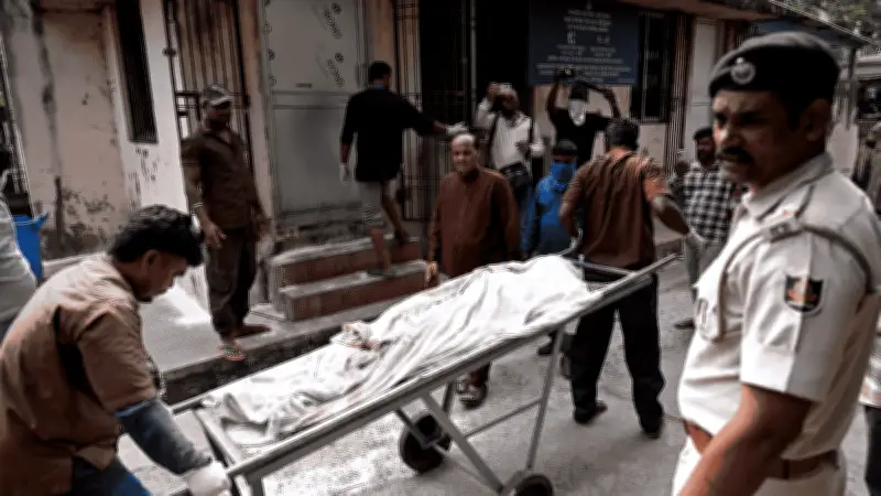 Incendio en hospital de India deja 10 fallecidos y 11 heridos en unidad de cuidados intensivos