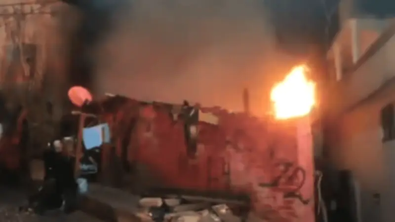 Incendio en Tlalnepantla deja dos muertos: madre e hijo fallecen en vivienda de San Isidro Ixhuatepec