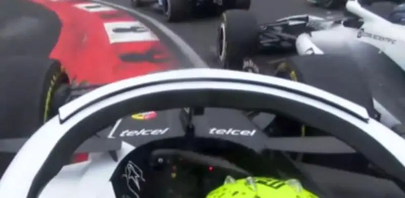 Incidente entre 'Checo' Pérez y Bottas en el arranque del GP de China de F1