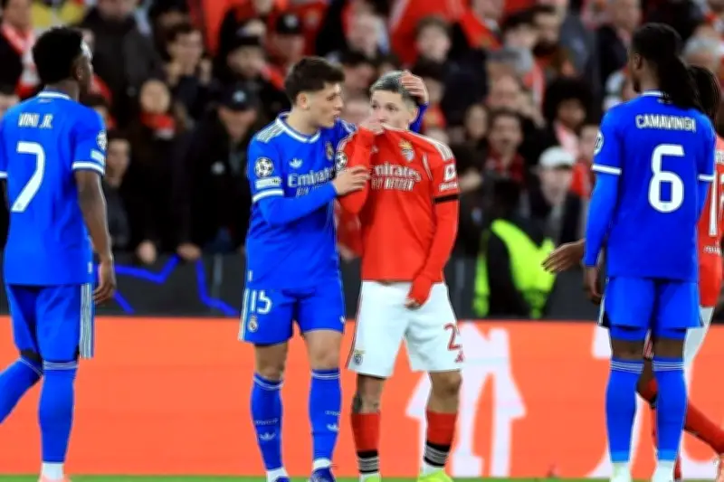 Infantino propone expulsión para jugadores que se tapen la boca en protesta