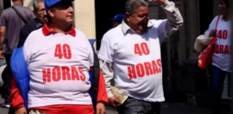 Inteligencia Artificial: La clave para mantener productividad con jornada laboral reducida