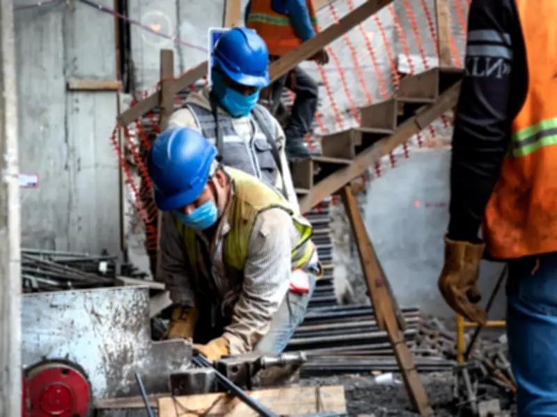 Inversión Fija Bruta en México se contrae 6.7% en 2025 por incertidumbre comercial