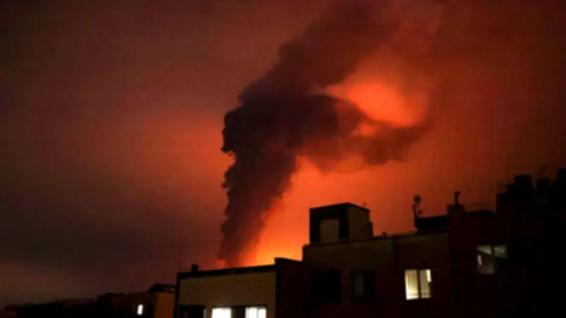 Irán desafía a EE.UU. e Israel, afirma capacidad bélica para seis meses de guerra