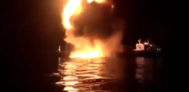 Irán intensifica ataques a infraestructura petrolera y dispara precios del crudo mundial