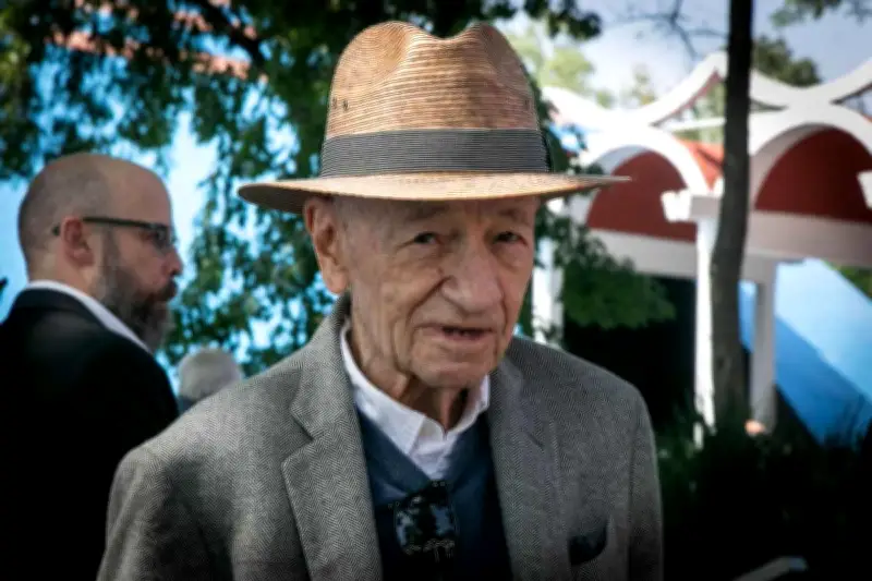 Irán intensifica ataques con misiles y drones contra países del Golfo Pérsico