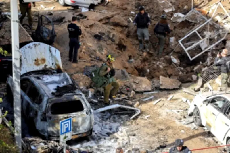 Irán lanza misiles contra Israel tras negar conversaciones de paz