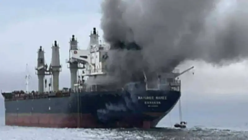 Irán mina el estrecho de Ormuz y advierte que el petróleo podría llegar a 200 dólares por barril