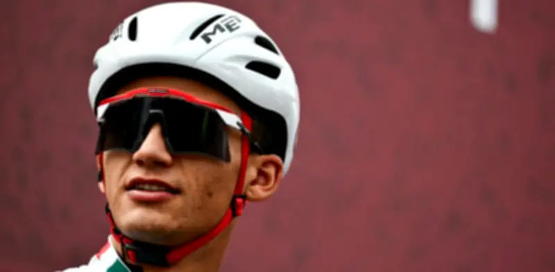 Isaac del Toro afronta la Tirreno-Adriático 2026 tras histórico podio en Strade Bianche