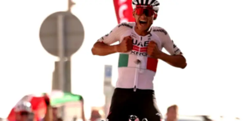 Isaac del Toro vs Pogacar en Strade Bianche: Horario y dónde ver en México