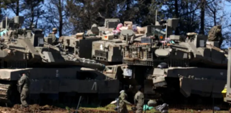 Israel ataca por error base de cascos azules de la ONU en Líbano; heridos y tensión diplomática