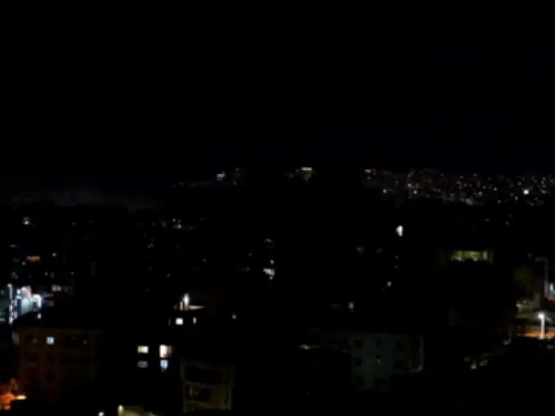 Israel bombardea suburbios de Beirut tras órdenes masivas de evacuación en la capital libanesa