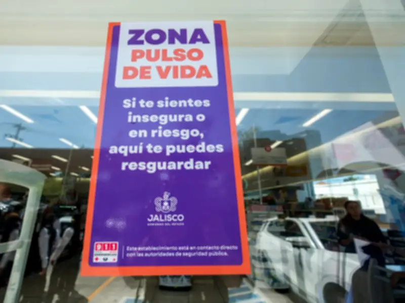 Jalisco integra 374 Farmacias Guadalajara como Zonas Pulso de Vida para proteger a mujeres