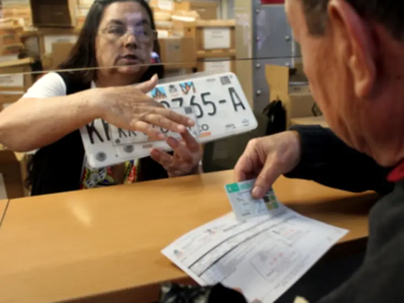 Jalisco otorga última oportunidad en marzo para canje gratuito de placas vehiculares