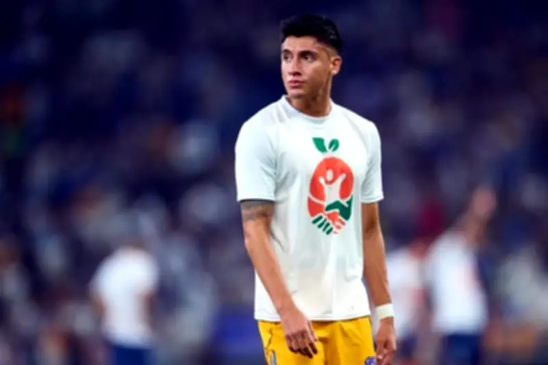 Jesús Farfán mejora notablemente y ya realiza trotes en el campo de entrenamiento