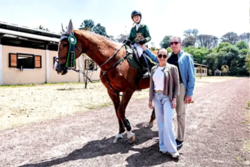 Jinetes mexicanos compiten en el Circuito Nacional de Salto La Dehesa