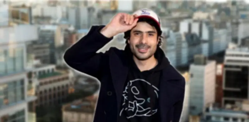 José Ángel Bichir sobrevive a caída de tercer piso: su madre lo llama “milagro de Dios”