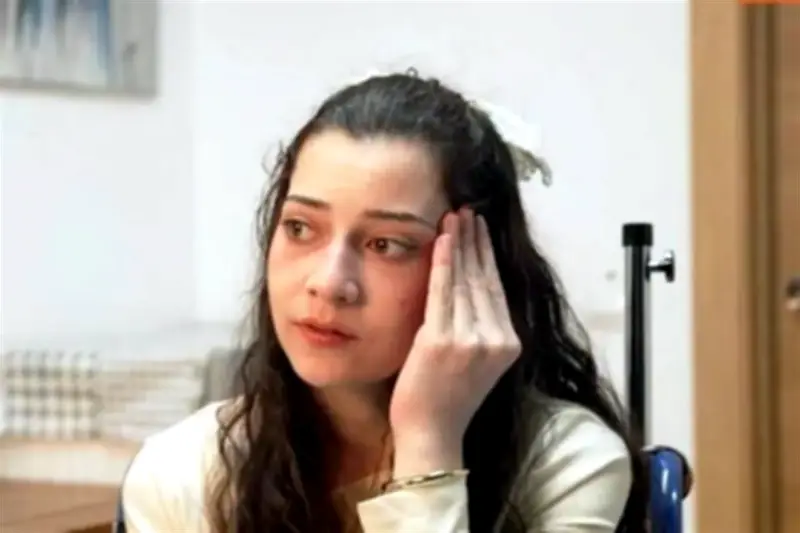 Joven mexicana con paraplejia accede a eutanasia tras disputa legal con su padre