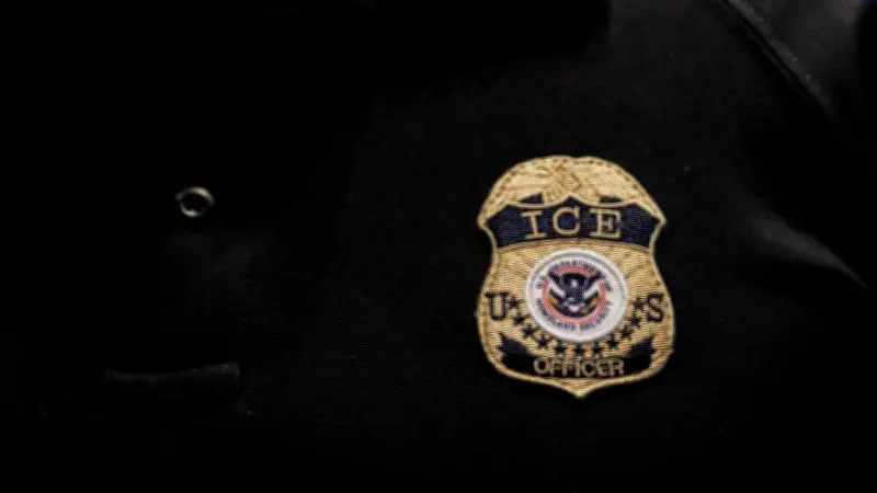 Joven mexicano de 19 años fallece bajo custodia de ICE en Florida; presunto suicidio