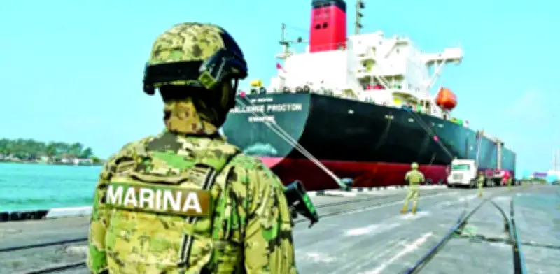 Jueza federal desecha amparo de contralmirante acusado de huachicol fiscal y delincuencia organizada