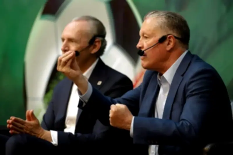 Jugar en Casa: La Emoción, la Presión y el Orgullo de Representar a México