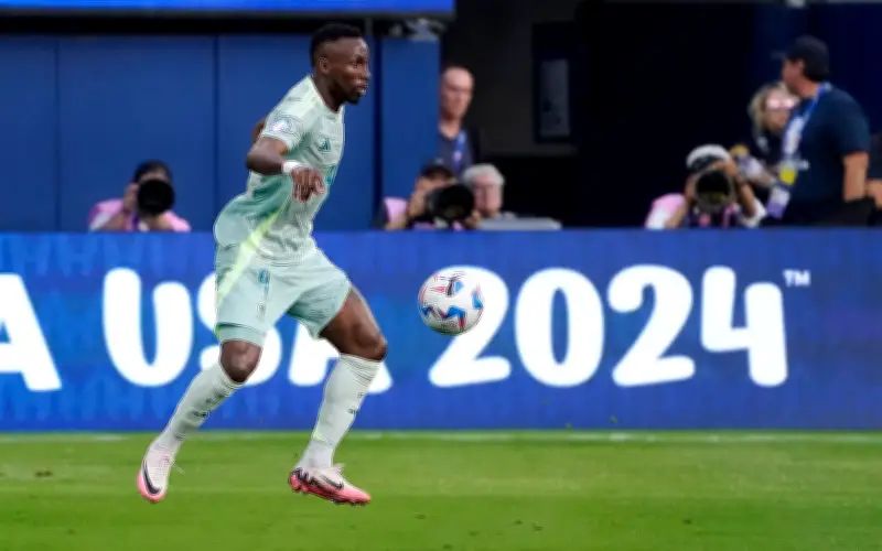 Julián Quiñones apunta al Mundial 2026: su brillo en Arabia Saudita busca convencer a Javier Aguirre