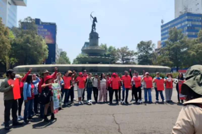 La CNTE organiza un 'mundialito' en Paseo de la Reforma como protesta educativa