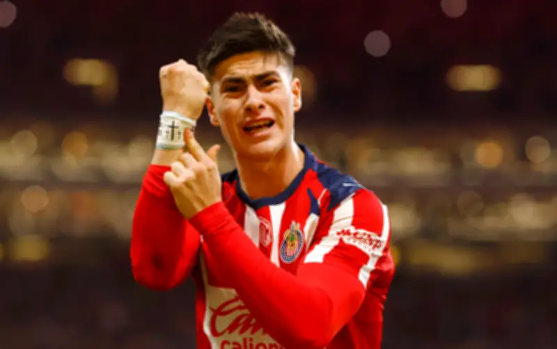 La Hormiga González lidera la tabla de goleadores mexicanos tras goleada de Chivas
