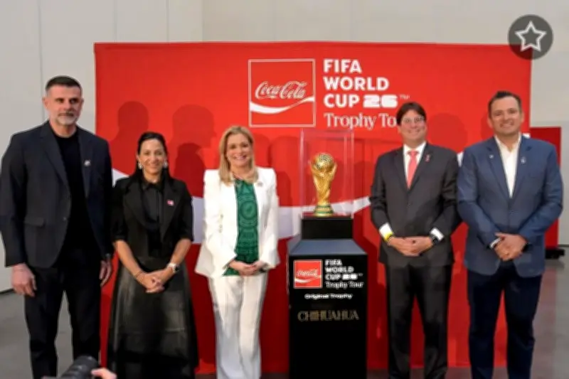 La Liga MX recibe el Trofeo de la Máxima Justa Futbolística en emotiva ceremonia