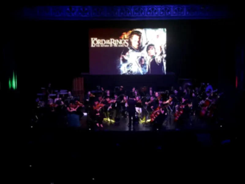 La Sinfonía de los Anillos: Concierto Inmersivo Lleva la Música de Tolkien a las Salas Nacionales