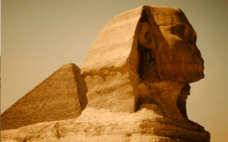 La teoría de la esfinge gemela en Guiza: ¿Descubrimiento revolucionario o simple ilusión geológica?