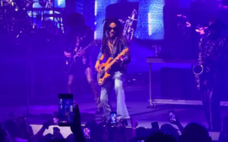Lenny Kravitz electriza Guadalajara con su gira Blue Electric Light