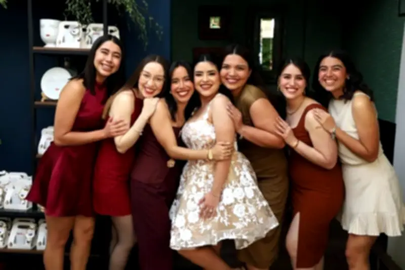 Lesly, la joven que superó el cáncer, prepara su boda soñada en México