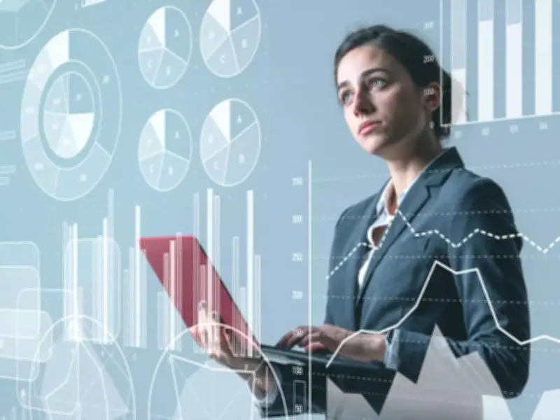 Libertad financiera femenina en México: 45% sin acceso a servicios formales