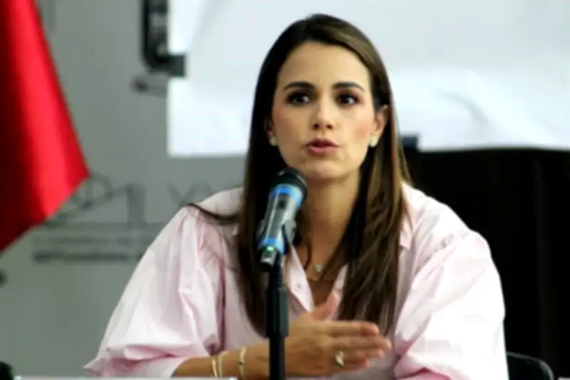 Lorena Cuéllar advierte sobre el 'Frankenstein electoral' y pide calma en Tlaxcala