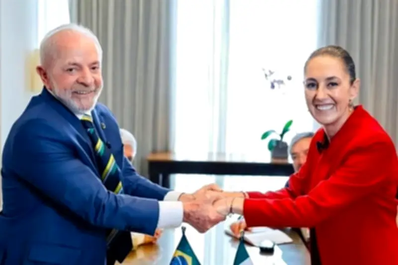 Lula da Silva confirma que Claudia Sheinbaum aceptó visita oficial a Brasil este año