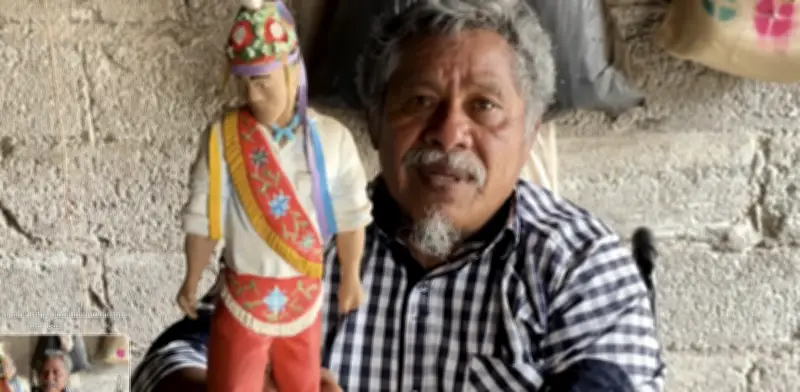 Maestro volador de Papantla, en silla de ruedas, preserva la danza ancestral totonaca
