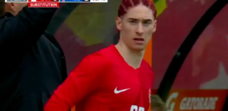 Marcelo Flores debuta con Canadá en polémico empate tras dejar a México