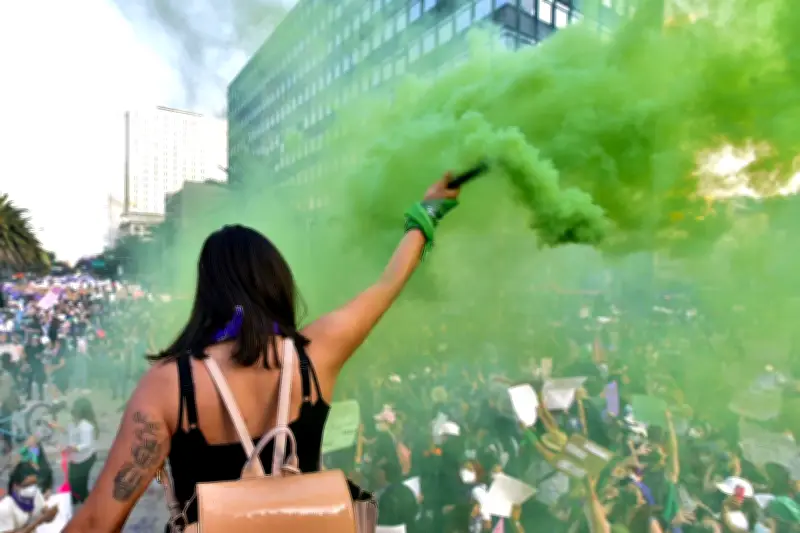 Marcha 8M 2026: Ruta, Horarios y Demandas Feministas en la Ciudad de México