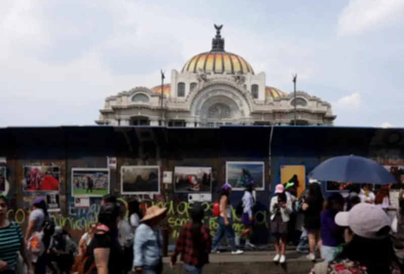 Marcha del 8M en CDMX generó pérdidas de 61 millones de pesos en comercios