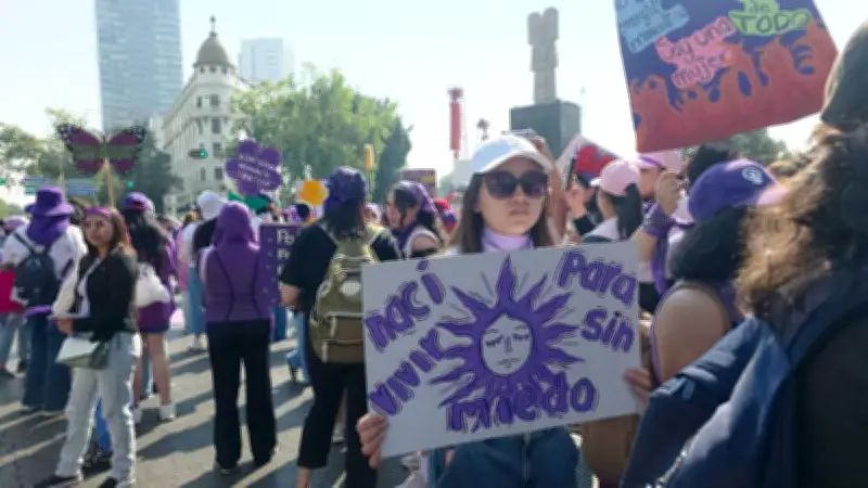 Marchas del 8M Llenan Calles de México con Exigencias de Justicia y Fin de Violencia de Género