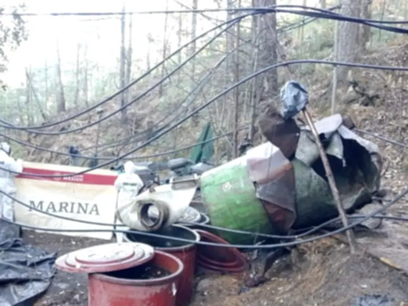 Marina desmantela dos laboratorios de droga en Durango con químicos valorados en 21 millones