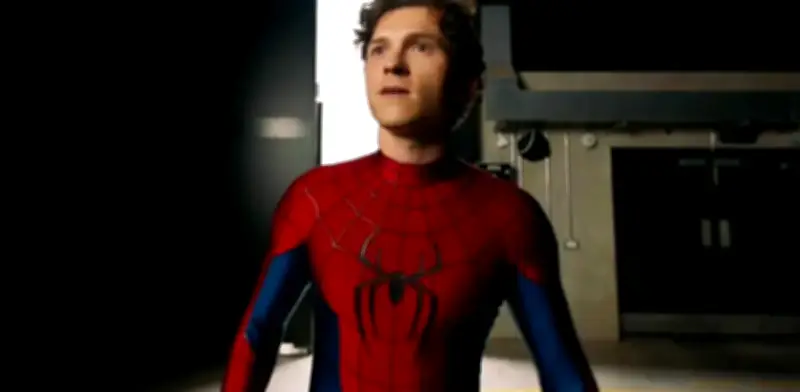 Marvel revela el primer tráiler de 'Spider-Man: Un Nuevo Día' con un Peter Parker solitario