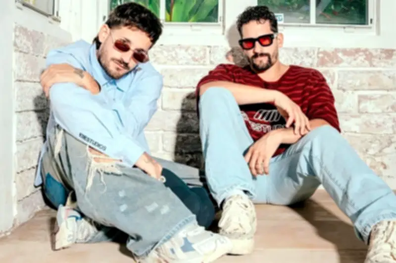 Mau y Ricky celebran su hermandad con nuevo sencillo y gira internacional