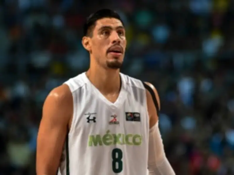 MC postula a exbasquetbolista Gustavo Ayón para gubernatura de Nayarit