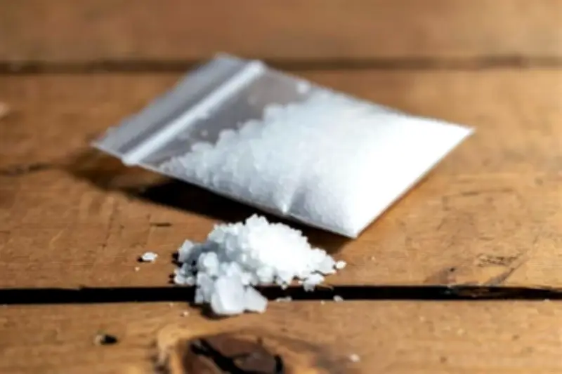 Menor de 12 años hospitalizada por intoxicación con metanfetamina en Nuevo León